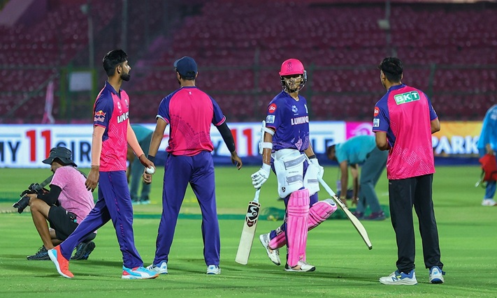 Indibet RR vs MI Sawai Mansingh Stadium Pitch Report, Toss Impact & Odds